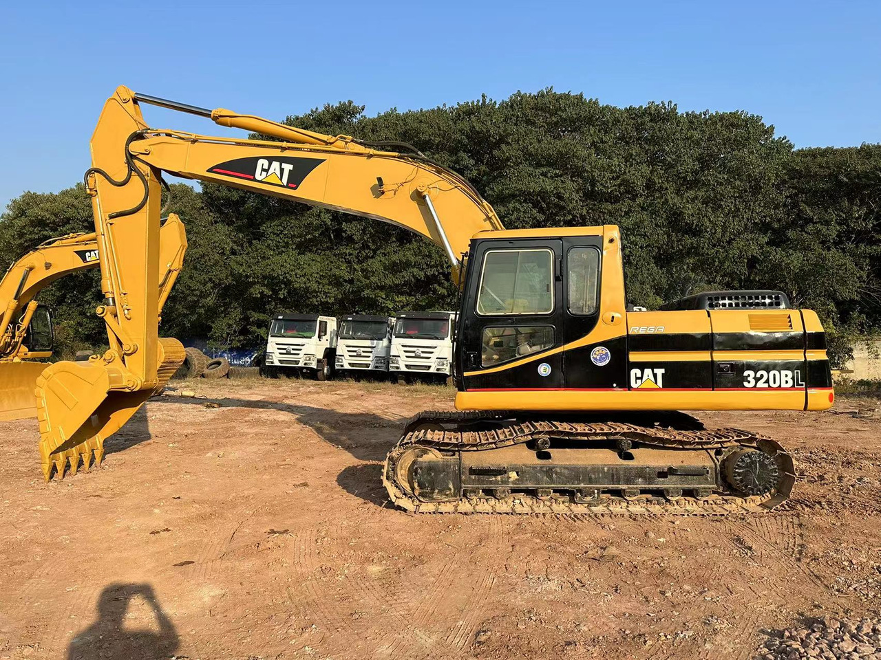 CAT 320B - Excavadora de cadenas: foto 1 CAT 320B - Excavadora de cadenas: foto 1