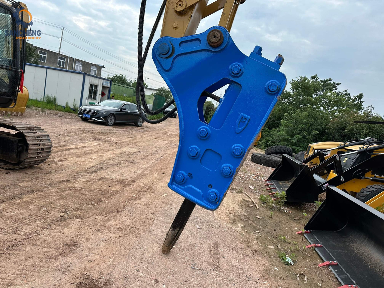 CAT 320CL crawler excavator with hammer - Excavadora de cadenas: foto 5 CAT 320CL crawler excavator with hammer - Excavadora de cadenas: foto 5