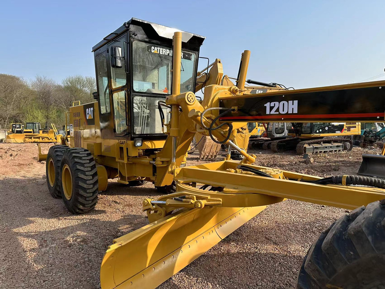 Grader CATERPILLAR 120H: foto 9