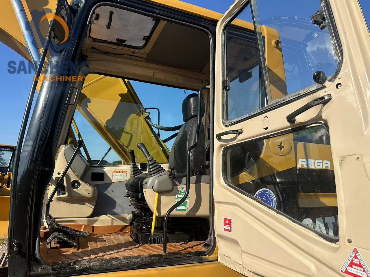 CATERPILLAR 320B - Excavadora de cadenas: foto 5 CATERPILLAR 320B - Excavadora de cadenas: foto 5