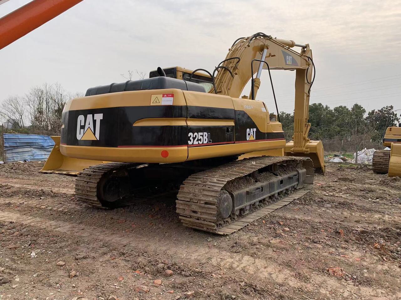 CATERPILLAR 325BL - Excavadora: foto 4 CATERPILLAR 325BL - Excavadora: foto 4