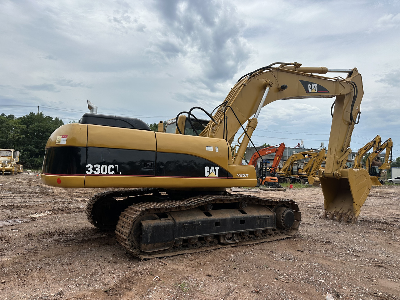 CATERPILLAR 330CL - Excavadora: foto 2 CATERPILLAR 330CL - Excavadora: foto 2