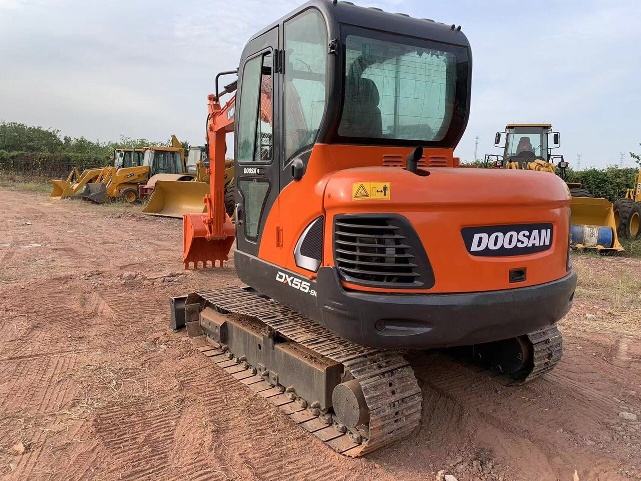 DOOSAN DX55 - Excavadora: foto 4 DOOSAN DX55 - Excavadora: foto 4