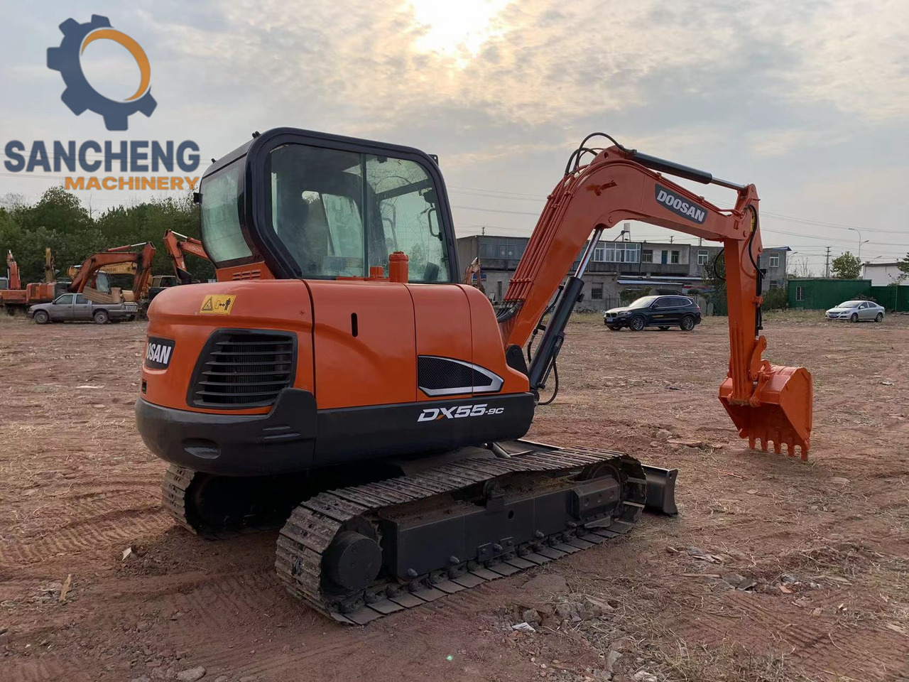 DOOSAN DX55 - Excavadora: foto 5 DOOSAN DX55 - Excavadora: foto 5