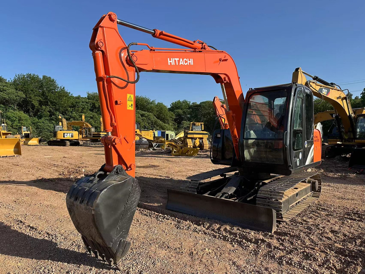 HITACHI ZAXIS ZX70 - Miniexcavadora: foto 2 HITACHI ZAXIS ZX70 - Miniexcavadora: foto 2