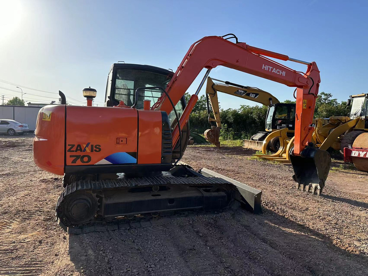 HITACHI ZAXIS ZX70 - Miniexcavadora: foto 5 HITACHI ZAXIS ZX70 - Miniexcavadora: foto 5
