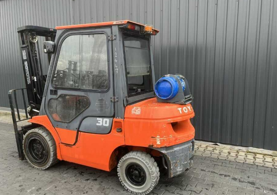 Jungheinrich 7FGF30 - Carretilla elevadora de gas: foto 3 Jungheinrich 7FGF30 - Carretilla elevadora de gas: foto 3