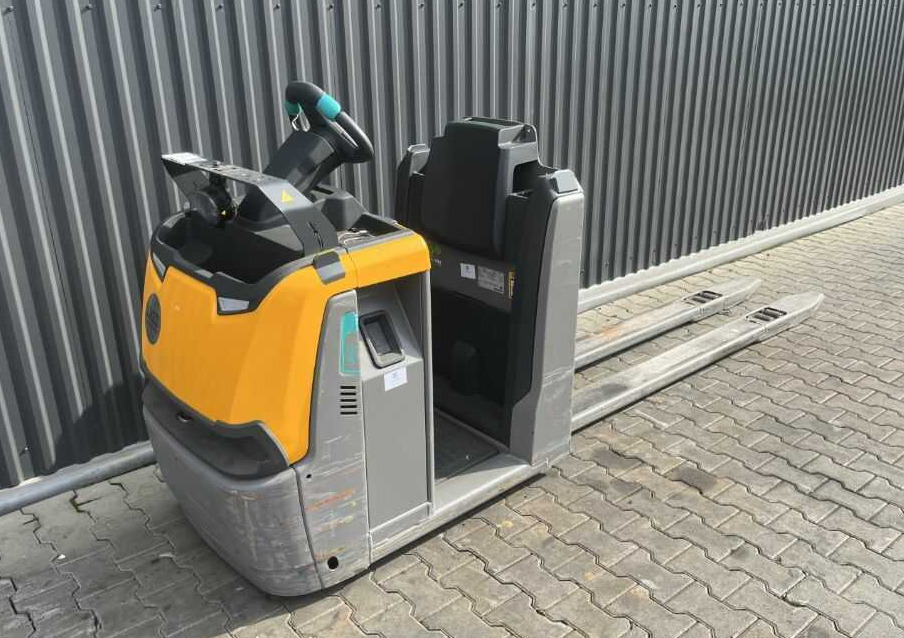 Jungheinrich ECE225 - Recoge pedidos: foto 1 Jungheinrich ECE225 - Recoge pedidos: foto 1