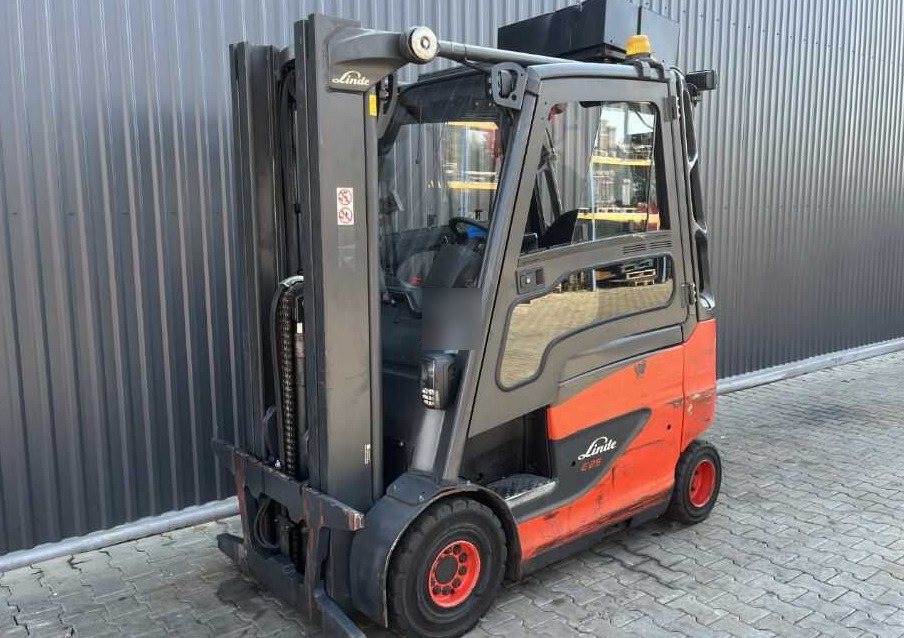 Linde E25H-01/600 - Carretilla elevadora eléctrica: foto 1 Linde E25H-01/600 - Carretilla elevadora eléctrica: foto 1