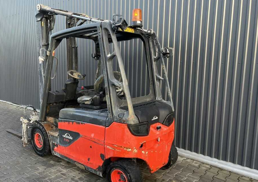 Linde E25L-01 - Carretilla elevadora eléctrica: foto 5 Linde E25L-01 - Carretilla elevadora eléctrica: foto 5