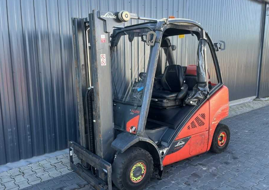 Linde H25T-02 - Carretilla elevadora de gas: foto 1 Linde H25T-02 - Carretilla elevadora de gas: foto 1