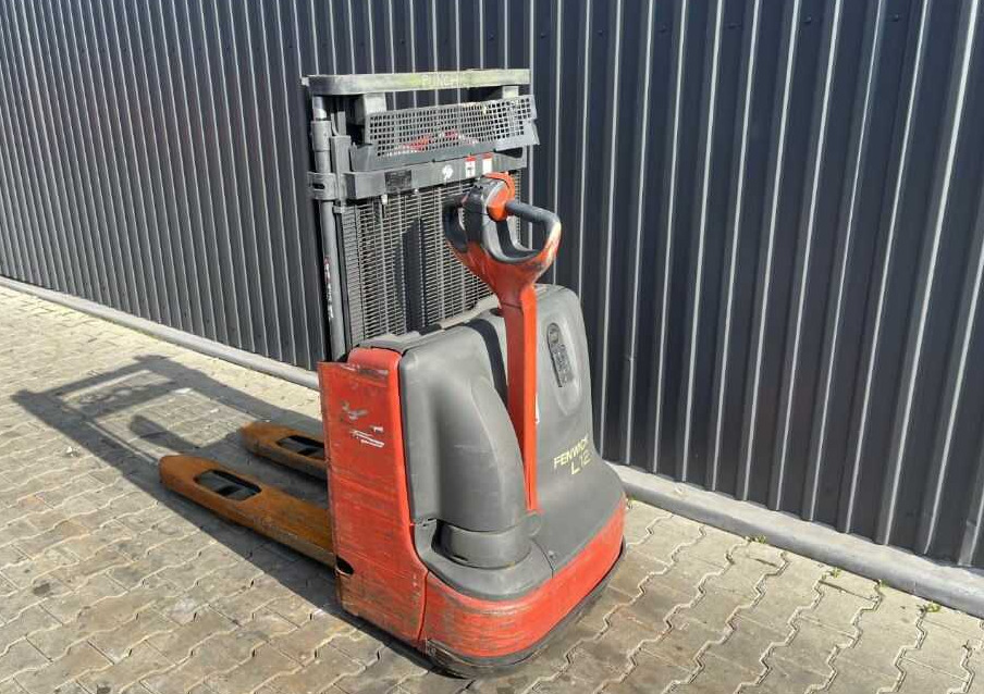 Linde L12 - Apilador: foto 3 Linde L12 - Apilador: foto 3