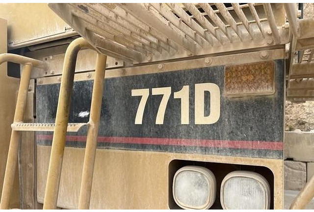 Caterpillar 771D - Dúmper: foto 5 Caterpillar 771D - Dúmper: foto 5