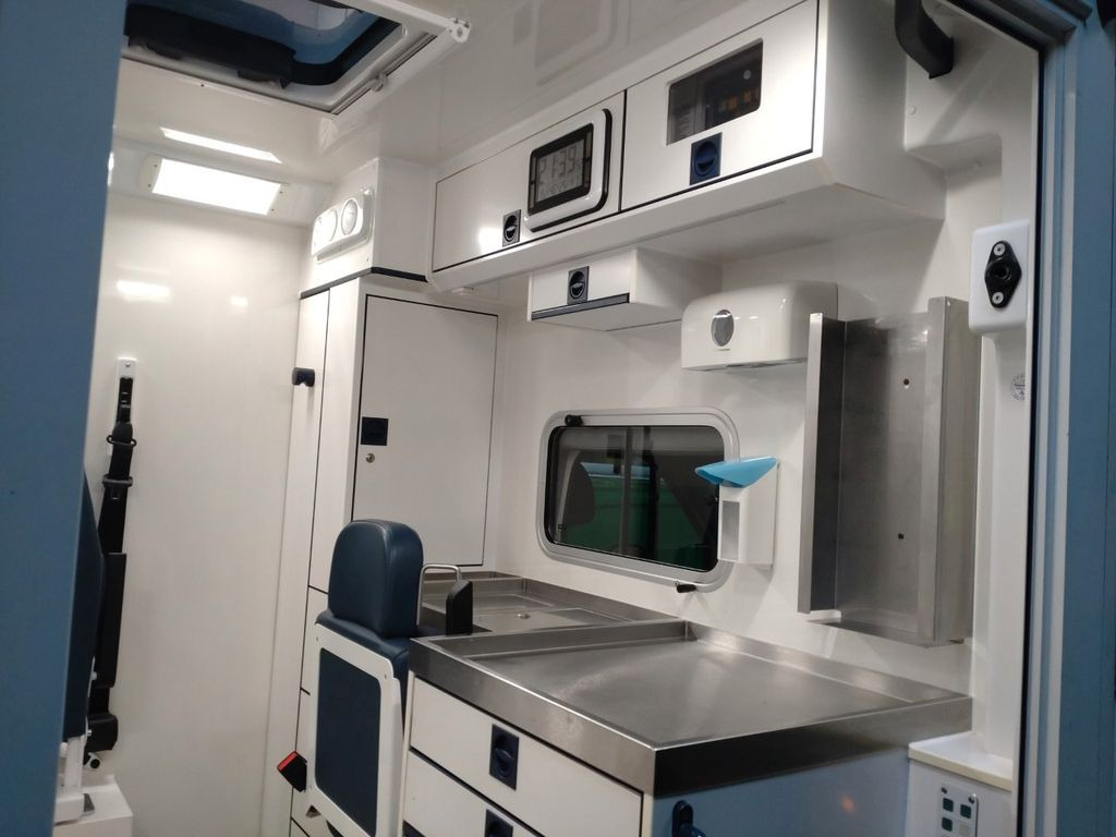 Ambulancia Mercedes-Benz Sprinter 519 /  ATM 0km  4x on Stock: foto 11