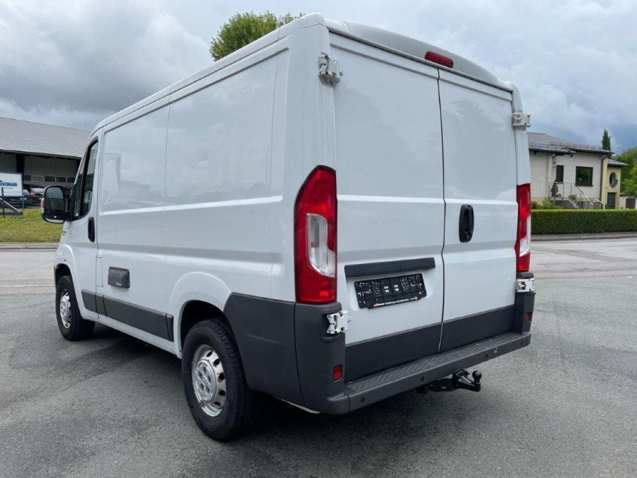 Fiat Ducato 30 130 M-Jet L1H1 Euro6 Klima AHK ZV - Furgoneta pequeña: foto 4 Fiat Ducato 30 130 M-Jet L1H1 Euro6 Klima AHK ZV - Furgoneta pequeña: foto 4