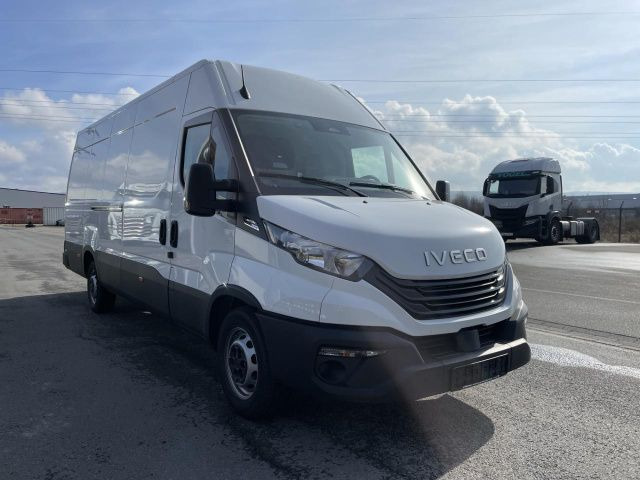 Iveco Daily 35S16A8 V Trennwand - Furgón: foto 2 Iveco Daily 35S16A8 V Trennwand - Furgón: foto 2