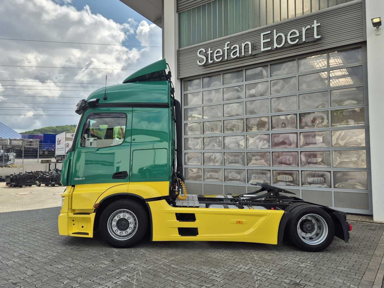 Mercedes-Benz Actros 1840 LSnRL Retarder Hubsattelplatte Xenon - Cabeza tractora: foto 5 Mercedes-Benz Actros 1840 LSnRL Retarder Hubsattelplatte Xenon - Cabeza tractora: foto 5