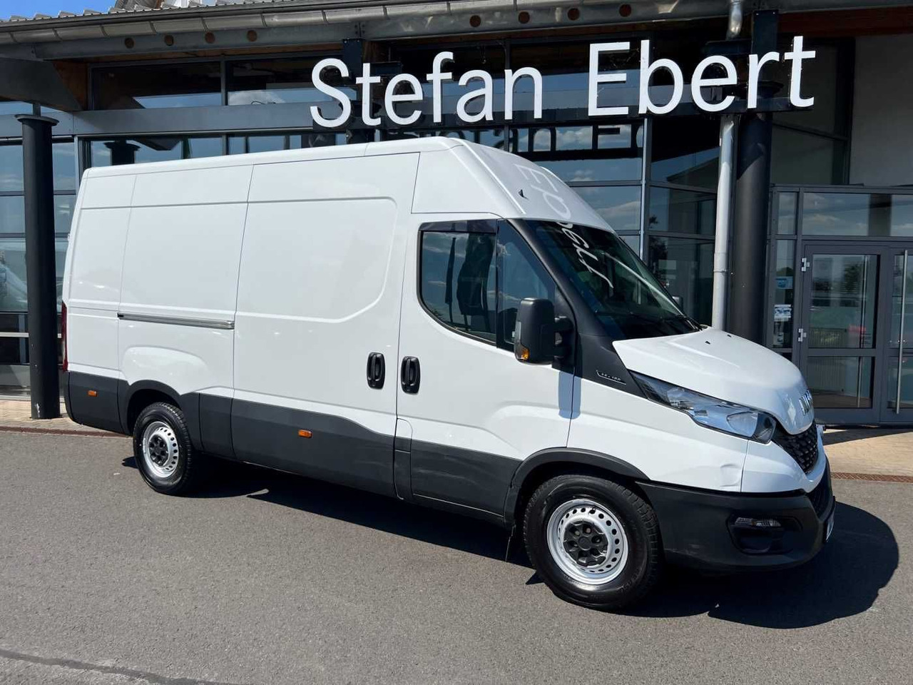 Iveco Daily 35 S 16 V *Klima*3.520mm* - Furgón: foto 1 Iveco Daily 35 S 16 V *Klima*3.520mm* - Furgón: foto 1