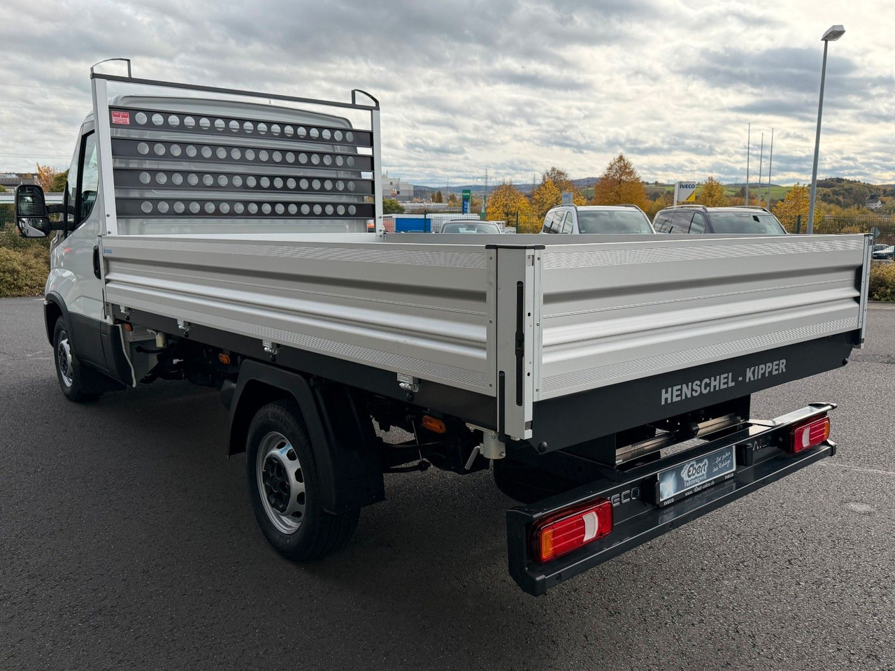 Iveco Daily 35S14 A8*R3.450mm*Automatik*Kamera*2Sitze* - Furgoneta basculante: foto 4 Iveco Daily 35S14 A8*R3.450mm*Automatik*Kamera*2Sitze* - Furgoneta basculante: foto 4