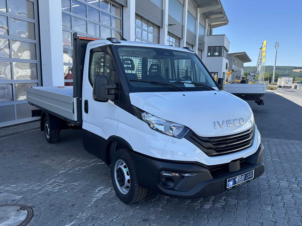 Iveco Daily 35S16 3.0L *R3.750mm*AHK* 2x - Furgoneta caja abierta: foto 3 Iveco Daily 35S16 3.0L *R3.750mm*AHK* 2x - Furgoneta caja abierta: foto 3