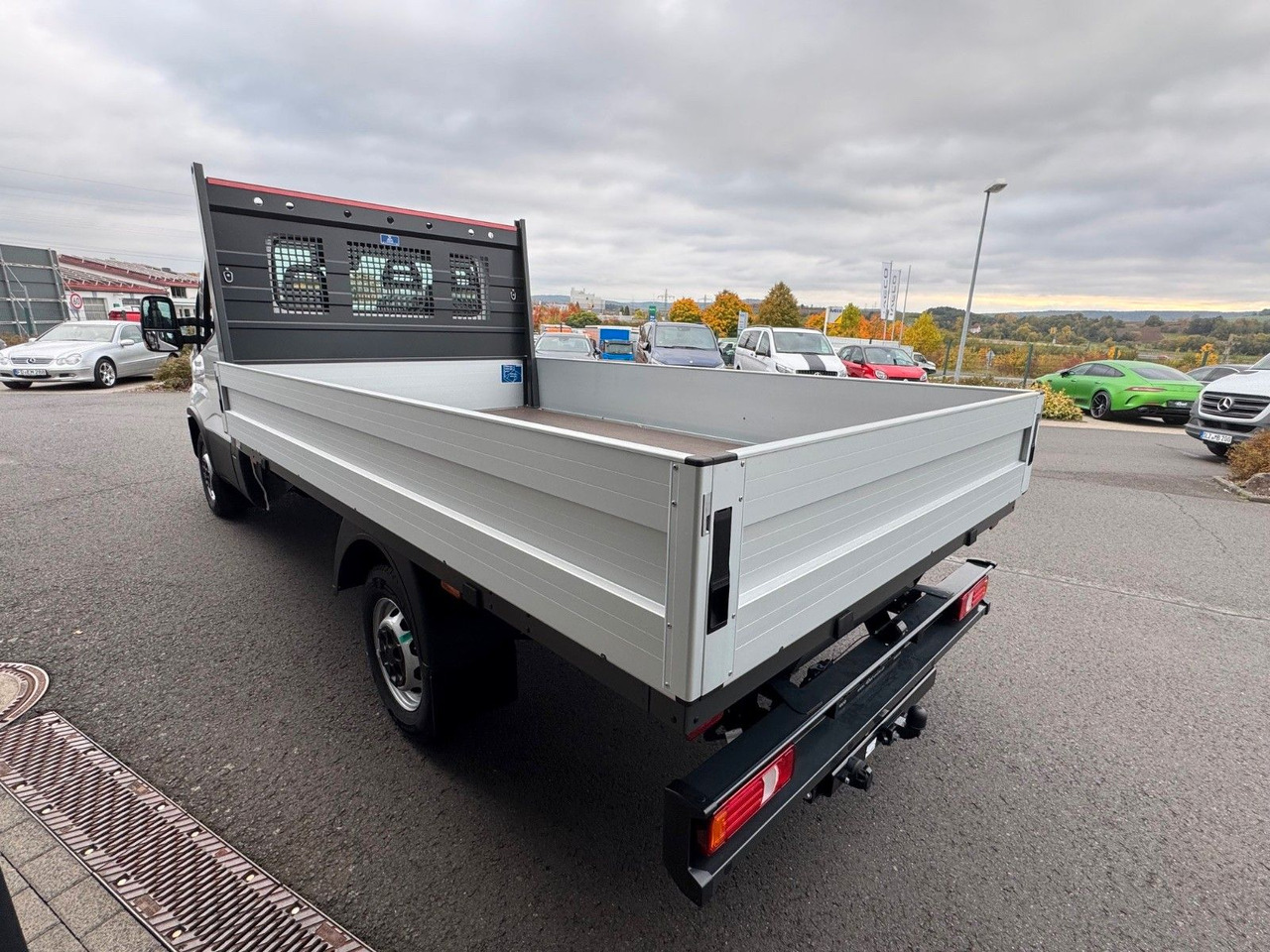 Iveco Daily 35S16 A8 *R3.450mm*Automatik*AHK*Kamera* - Furgoneta caja abierta: foto 4 Iveco Daily 35S16 A8 *R3.450mm*Automatik*AHK*Kamera* - Furgoneta caja abierta: foto 4