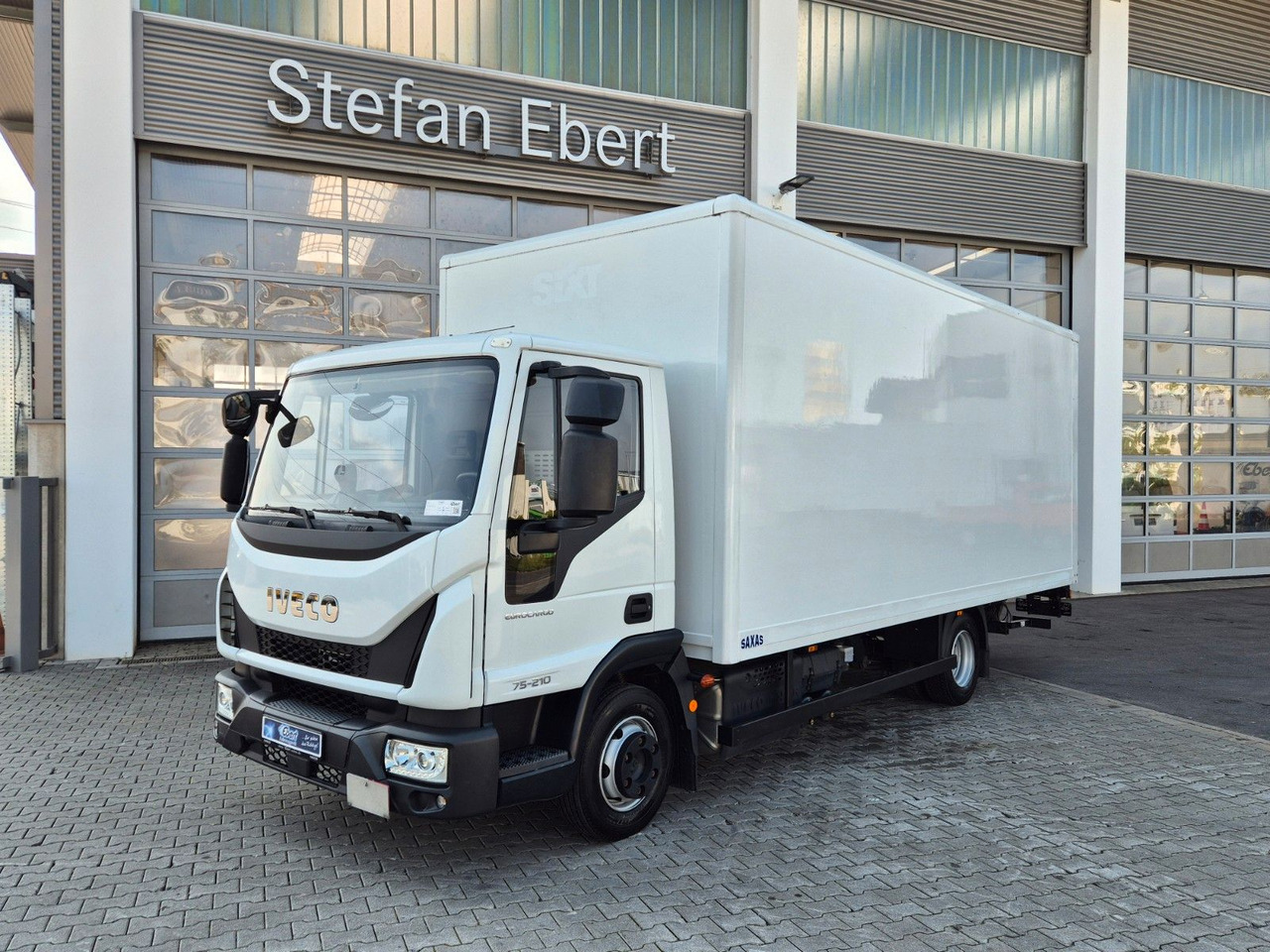 Iveco Eurocargo ML75E21/P LBW 3 Sitze Klima ACC 4 St. - Furgoneta caja cerrada: foto 1 Iveco Eurocargo ML75E21/P LBW 3 Sitze Klima ACC 4 St. - Furgoneta caja cerrada: foto 1
