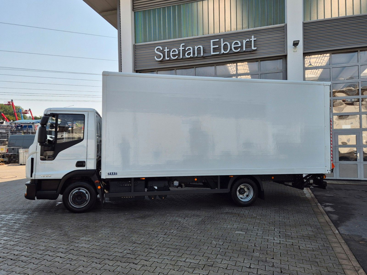 Iveco Eurocargo ML75E21/P LBW 3 Sitze Klima ACC 4 St. - Furgoneta caja cerrada: foto 4 Iveco Eurocargo ML75E21/P LBW 3 Sitze Klima ACC 4 St. - Furgoneta caja cerrada: foto 4