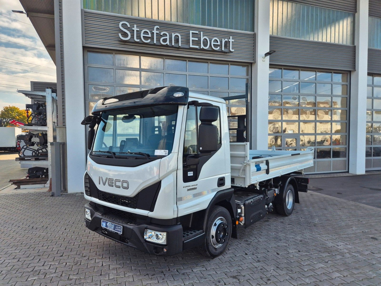 Iveco Eurocargo ML80E21 Meiller 2x AHK 3 Sitze Klima - Furgoneta basculante: foto 3 Iveco Eurocargo ML80E21 Meiller 2x AHK 3 Sitze Klima - Furgoneta basculante: foto 3