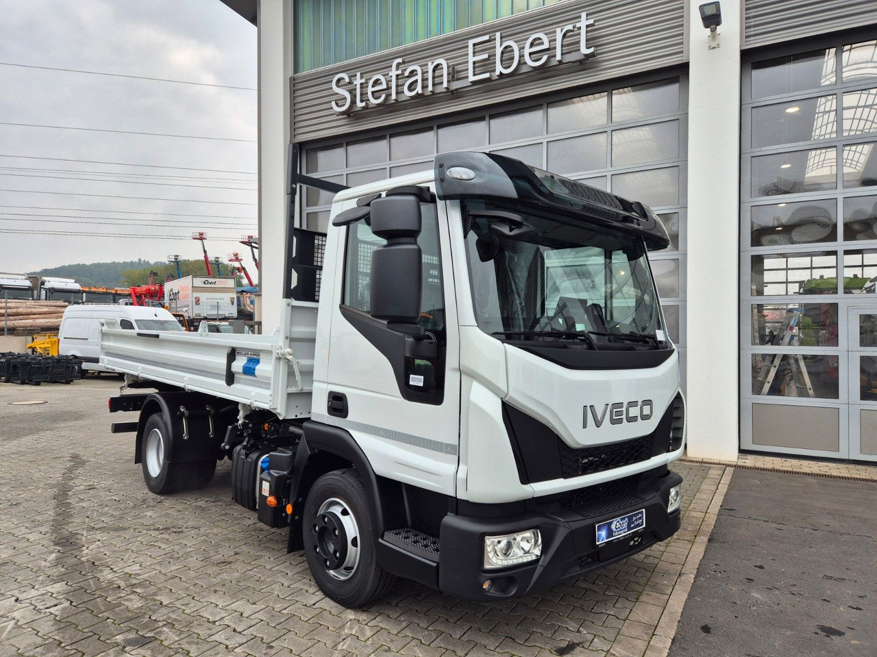 Iveco Eurocargo ML80E21 Meiller Kipper 2x AHK 3 Sitze - Camión volquete: foto 3 Iveco Eurocargo ML80E21 Meiller Kipper 2x AHK 3 Sitze - Camión volquete: foto 3