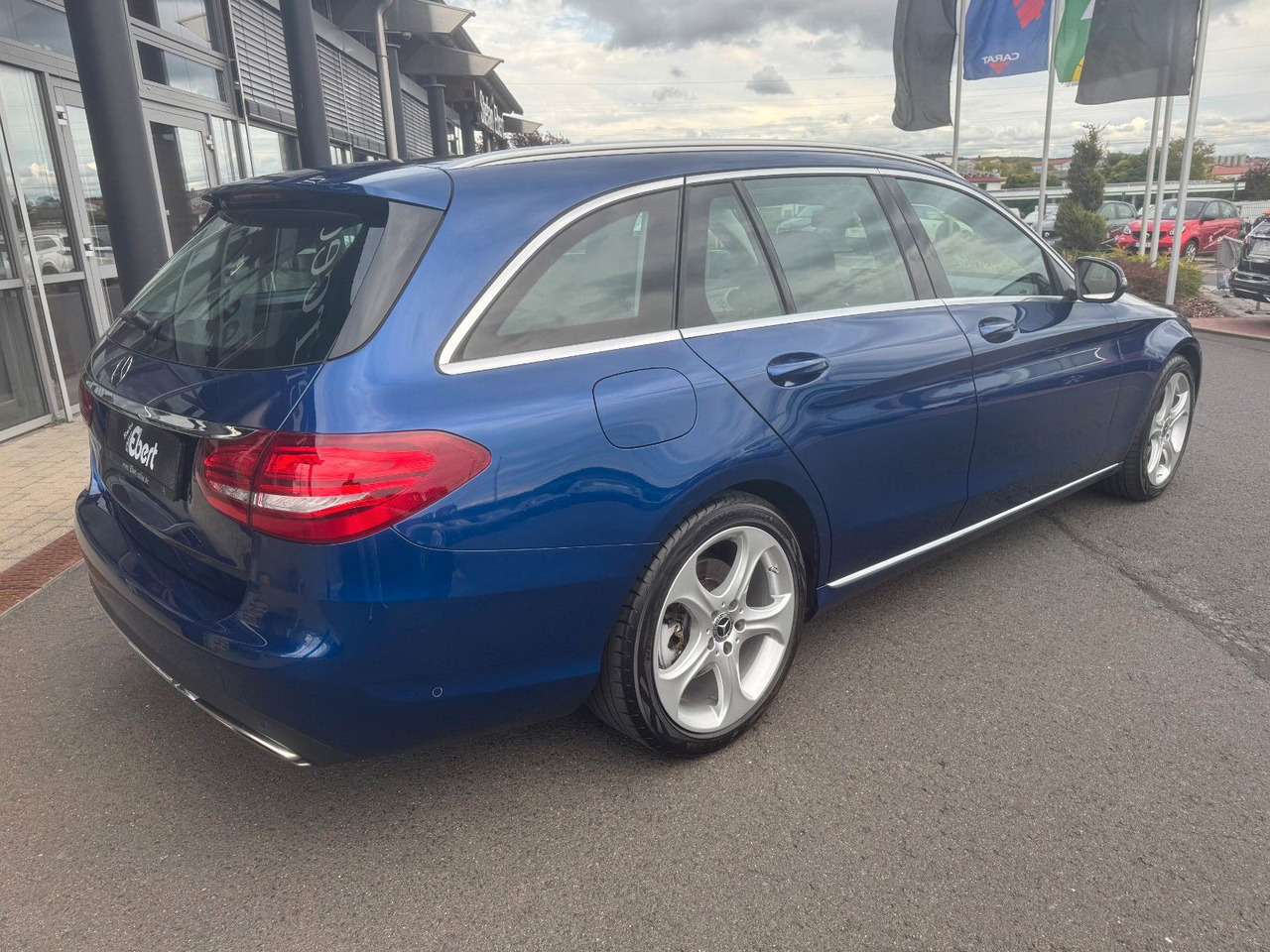 Mercedes-Benz C 300 T Avantgarde+Ambiente+LED+IHC+SpiegelP - Coche familiar: foto 4 Mercedes-Benz C 300 T Avantgarde+Ambiente+LED+IHC+SpiegelP - Coche familiar: foto 4