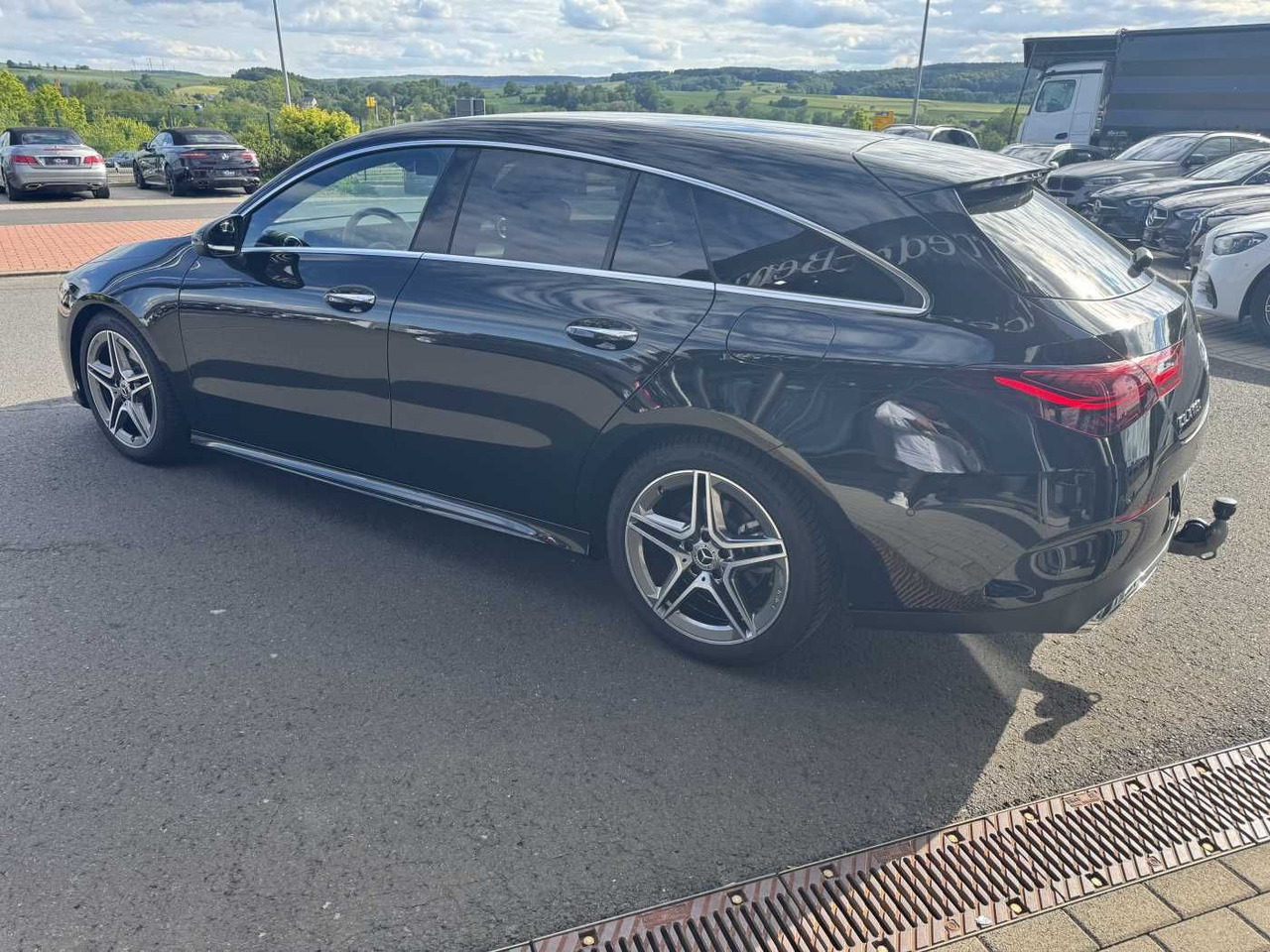 Mercedes-Benz CLA 180 Shooting Brake+AMG+Distr+AHK+RFK+ - Coche familiar: foto 3 Mercedes-Benz CLA 180 Shooting Brake+AMG+Distr+AHK+RFK+ - Coche familiar: foto 3