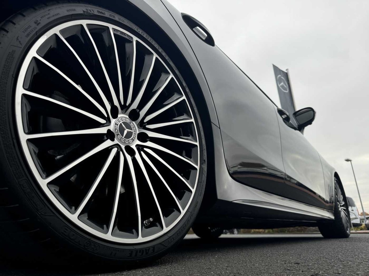 Mercedes-Benz CLS 400d AMG+Burmester+AirM+360+ Memory+Night - Coche: foto 5 Mercedes-Benz CLS 400d AMG+Burmester+AirM+360+ Memory+Night - Coche: foto 5