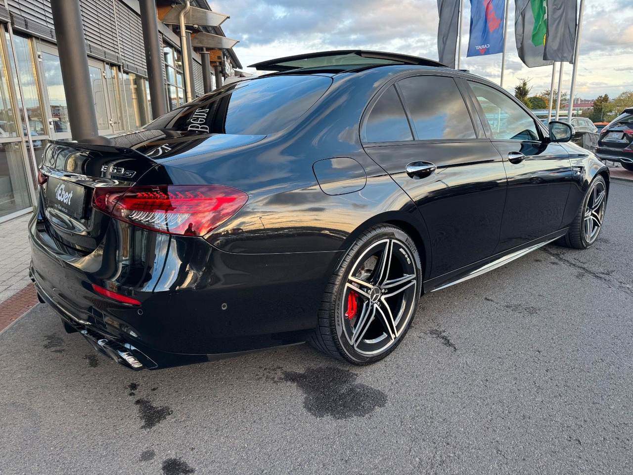 Mercedes-Benz E 63 AMG S Pano+Burm+AirM+HUD+360+uvm. - Sedan: foto 5 Mercedes-Benz E 63 AMG S Pano+Burm+AirM+HUD+360+uvm. - Sedan: foto 5