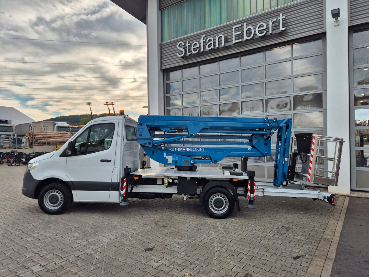 Mercedes-Benz Sprinter 314CDI Hubsteiger Ruthmann EcolineRS200 - Camión con plataforma elevadora: foto 3 Mercedes-Benz Sprinter 314CDI Hubsteiger Ruthmann EcolineRS200 - Camión con plataforma elevadora: foto 3