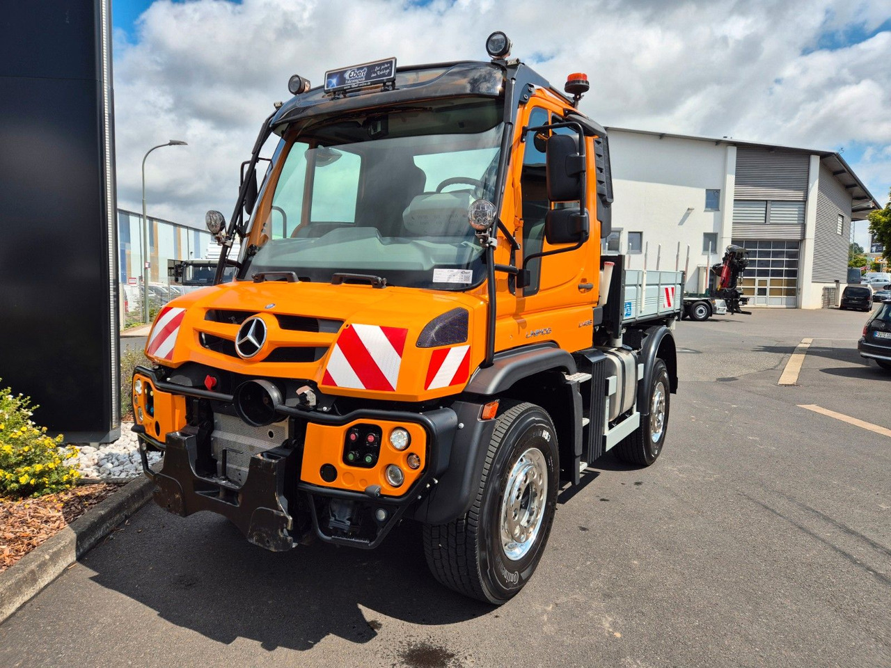 Mercedes-Benz Unimog U435 4x4 Kipper Vario-Pilot Hydrostat - Camión volquete: foto 2 Mercedes-Benz Unimog U435 4x4 Kipper Vario-Pilot Hydrostat - Camión volquete: foto 2