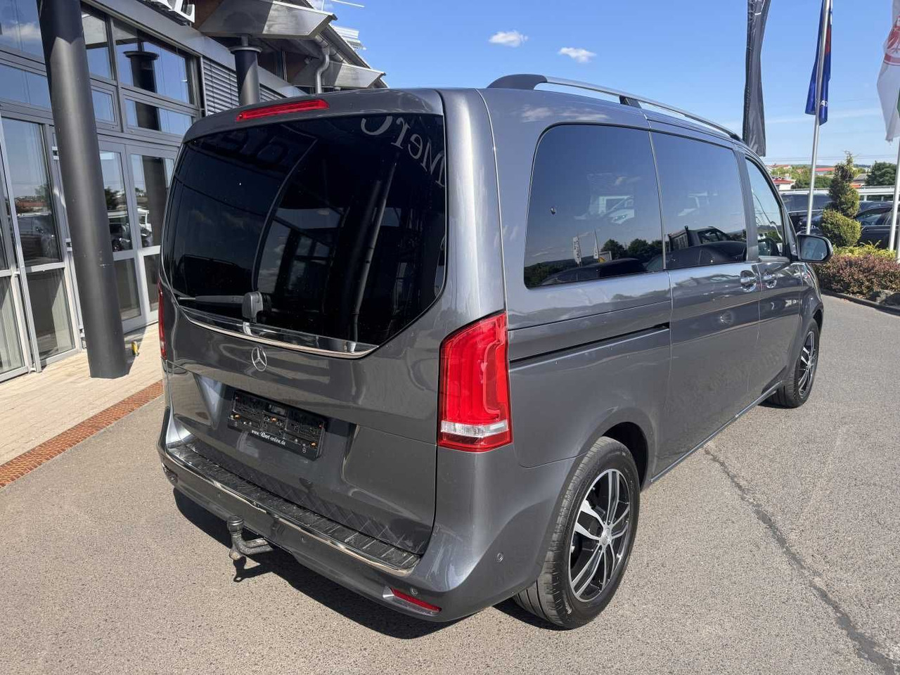 Mercedes-Benz V 220 d EDITION Liege-Paket AHK2,5 LED DAB MBUX - Coche familiar: foto 4 Mercedes-Benz V 220 d EDITION Liege-Paket AHK2,5 LED DAB MBUX - Coche familiar: foto 4