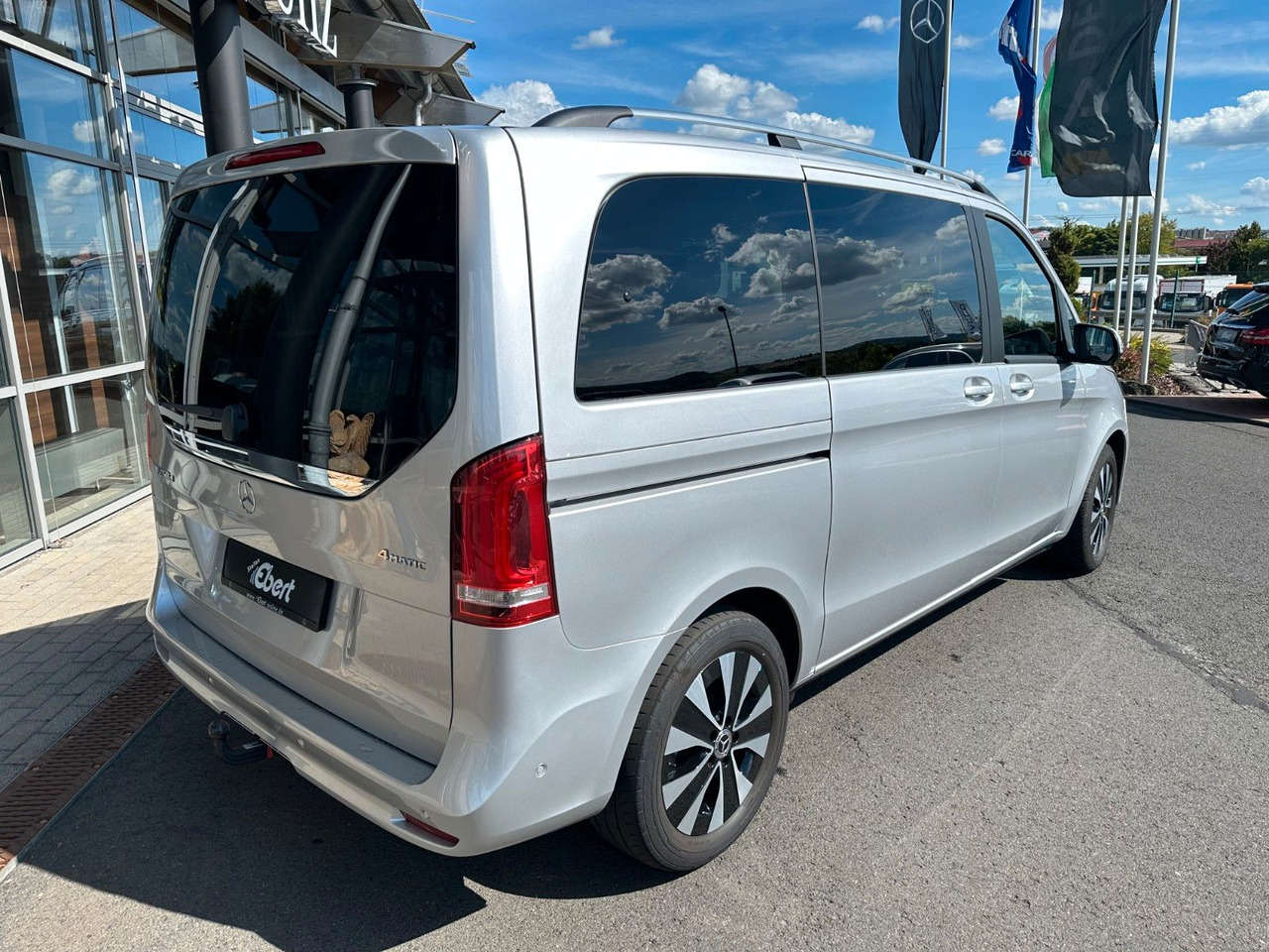 Mercedes-Benz V 250 EDITION 4MATIC Kompakt Liege-Paket AHK2,5t - Coche familiar: foto 4 Mercedes-Benz V 250 EDITION 4MATIC Kompakt Liege-Paket AHK2,5t - Coche familiar: foto 4