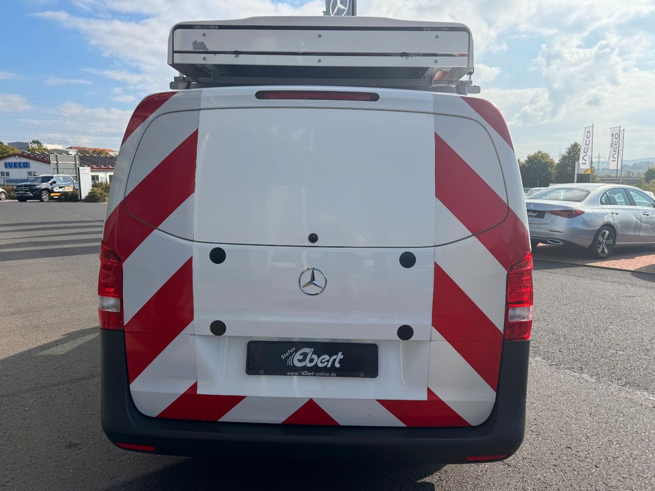 Mercedes-Benz Vito 111 CDI Tourer Begleitfahrzeug BF3+ / WVZ - Furgoneta de pasajeros: foto 5 Mercedes-Benz Vito 111 CDI Tourer Begleitfahrzeug BF3+ / WVZ - Furgoneta de pasajeros: foto 5