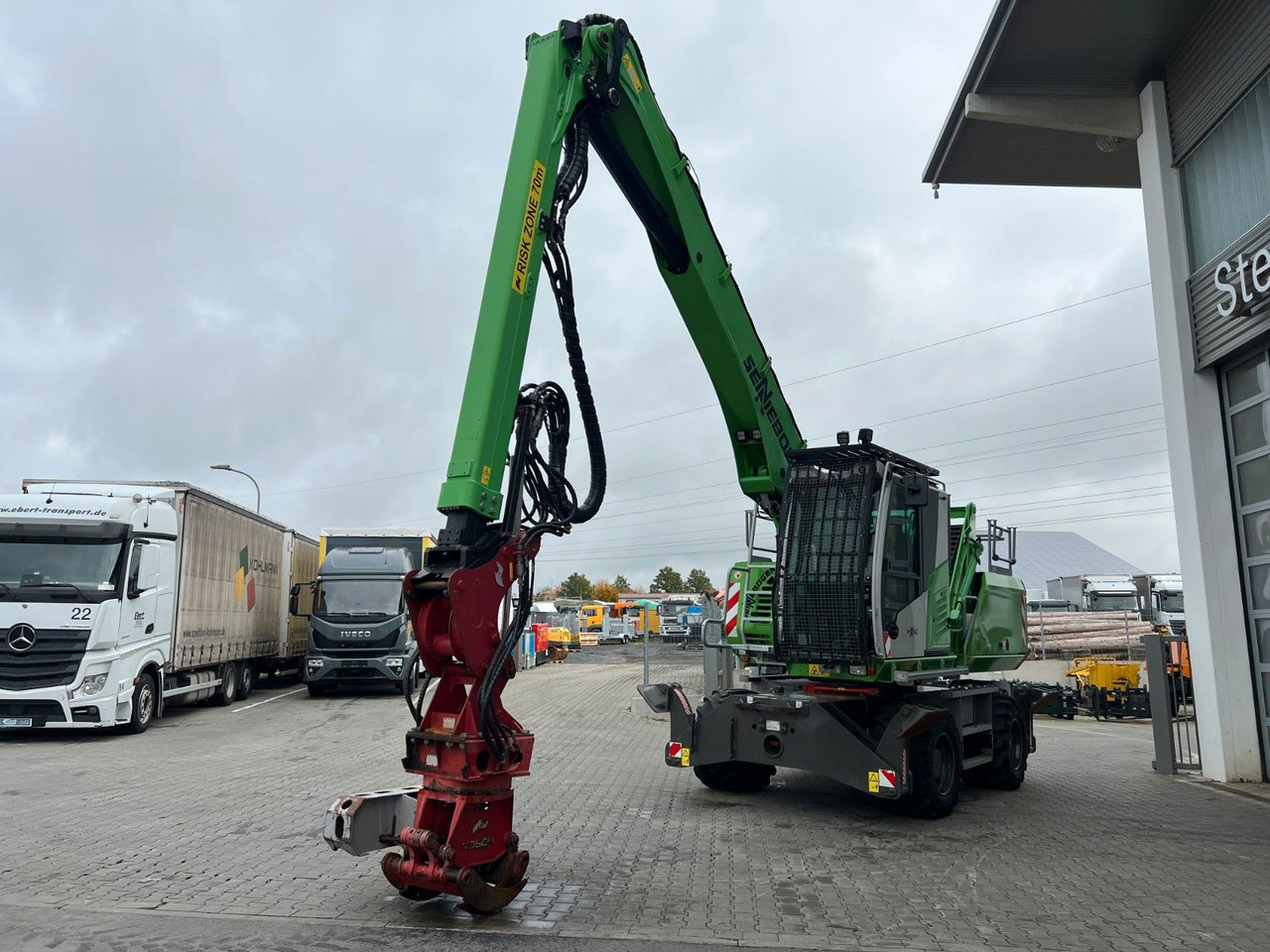 Sennebogen 718 / inkl. Vosch Fällzange / nur 1.965h! - Excavadora de ruedas: foto 5 Sennebogen 718 / inkl. Vosch Fällzange / nur 1.965h! - Excavadora de ruedas: foto 5