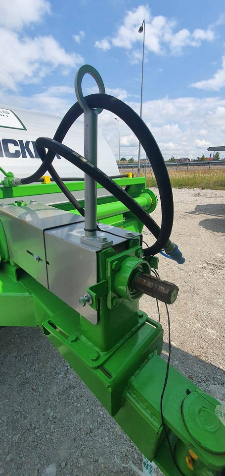 Agromeks stone picker Jaguar, 2,1 m - on stock - Equipo para trabajo del suelo: foto 5 Agromeks stone picker Jaguar, 2,1 m - on stock - Equipo para trabajo del suelo: foto 5