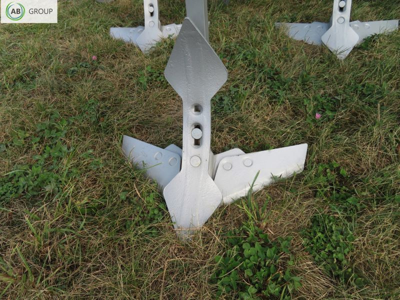 Bomet cultivator Apus U865/3, 2,2 m - Cultivador: foto 3 Bomet cultivator Apus U865/3, 2,2 m - Cultivador: foto 3