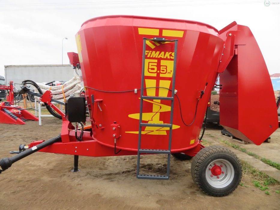 Fimaks Vertical Mixer feeder 5,5 m3 - Desensiladora: foto 5 Fimaks Vertical Mixer feeder 5,5 m3 - Desensiladora: foto 5
