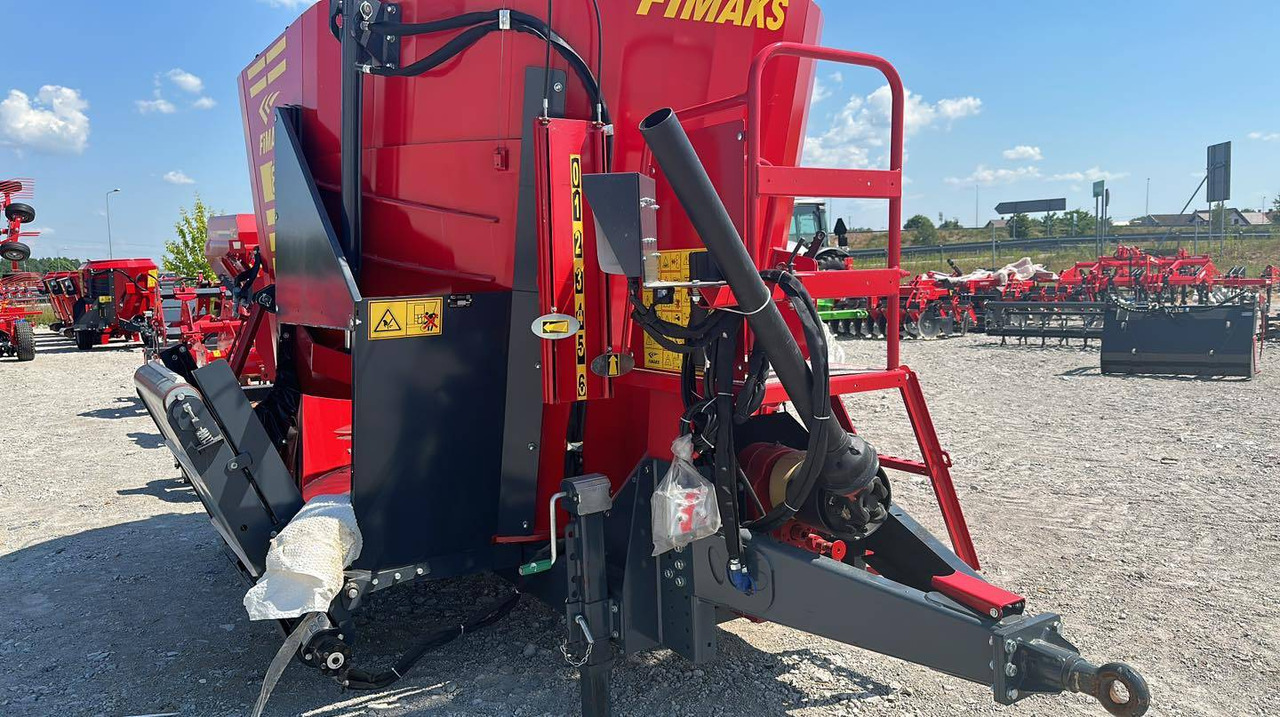 Fimaks vertical feeder mixer FMV8L, 8 m3 - Desensiladora: foto 5 Fimaks vertical feeder mixer FMV8L, 8 m3 - Desensiladora: foto 5