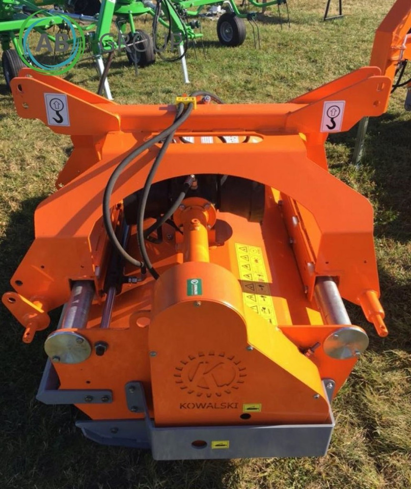 Kowalski flair mower KBT16 (Z017/2), 1,65 m - Desbrozadora de martillos: foto 4 Kowalski flair mower KBT16 (Z017/2), 1,65 m - Desbrozadora de martillos: foto 4