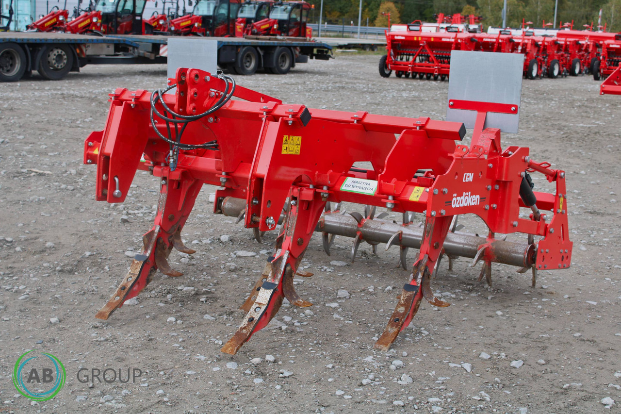 Toscano chisel plow IPST-5 - Demo sale - Subsolador: foto 2 Toscano chisel plow IPST-5 - Demo sale - Subsolador: foto 2