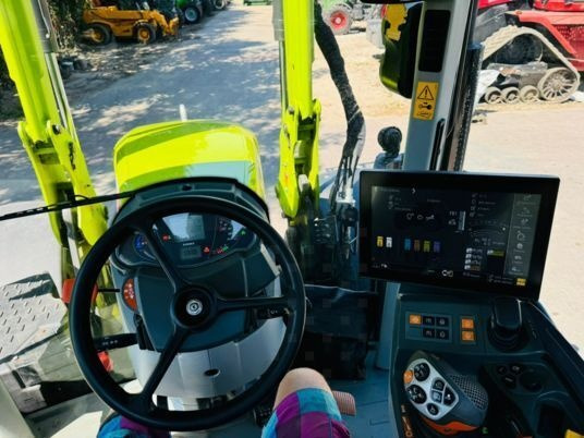 Tractor Claas ARION 660 CMATIC: foto 10