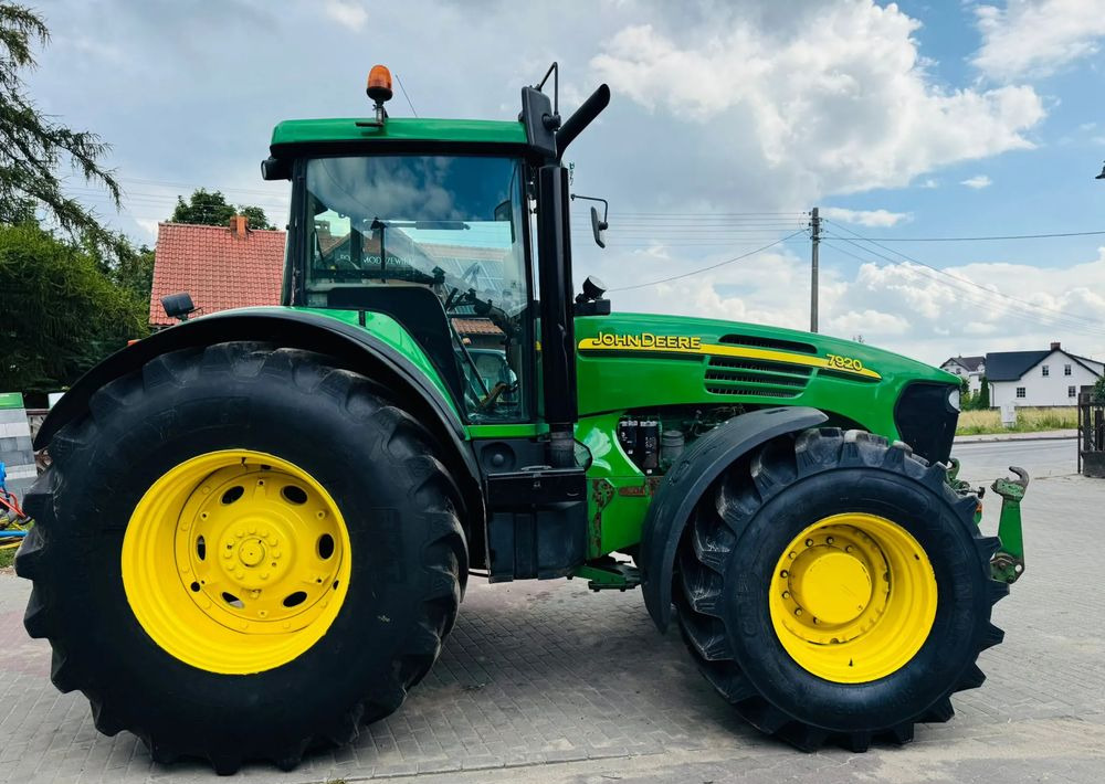 John Deere 7920 - Tractor: foto 4 John Deere 7920 - Tractor: foto 4