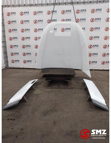 DAF Occ cabinespoilerset DAF XF105 1698098 1740449 174 - Aerodinámica/ Spoiler para Camión: foto 1 DAF Occ cabinespoilerset DAF XF105 1698098 1740449 174 - Aerodinámica/ Spoiler para Camión: foto 1