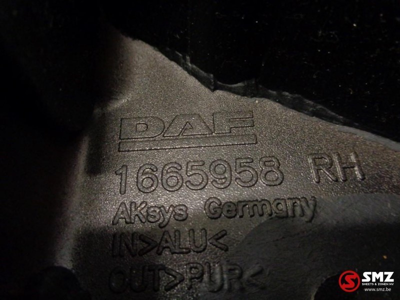 DAF Occ deurgrip daf xf105 - Puerta y piezas para Camión: foto 2 DAF Occ deurgrip daf xf105 - Puerta y piezas para Camión: foto 2