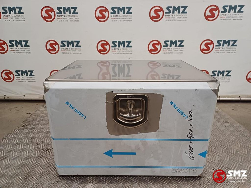 Diversen Occ RVS gereedschapskoffer 60 cm x 50 cm x 40 cm - Bastidor/ Chasis para Camión: foto 1 Diversen Occ RVS gereedschapskoffer 60 cm x 50 cm x 40 cm - Bastidor/ Chasis para Camión: foto 1